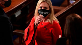 Los demócratas expulsan de las comisiones del Congreso a la republicana que defendió las teorías de QAnon