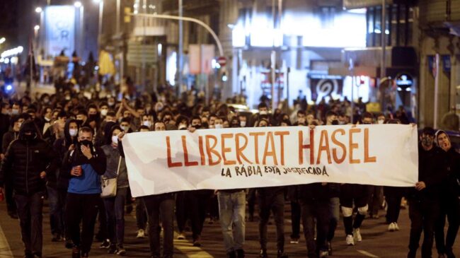Nueva noche de protestas en Barcelona, Gerona y Tarragona por el rapero Hasél