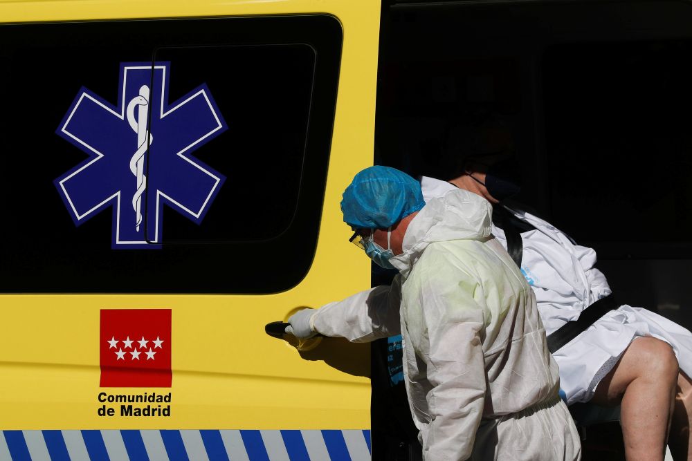 Madrid confirma dos casos de coronavirus de la variante brasileña «más agresiva»