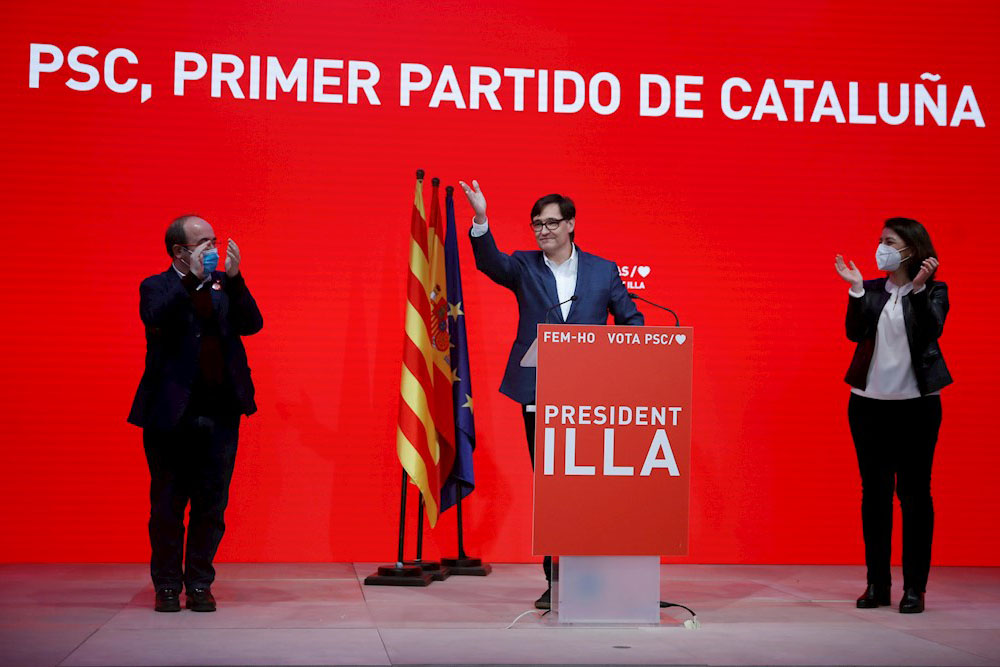 El PSC de Illa gana en Cataluña pero los independentistas refuerzan su mayoría absoluta