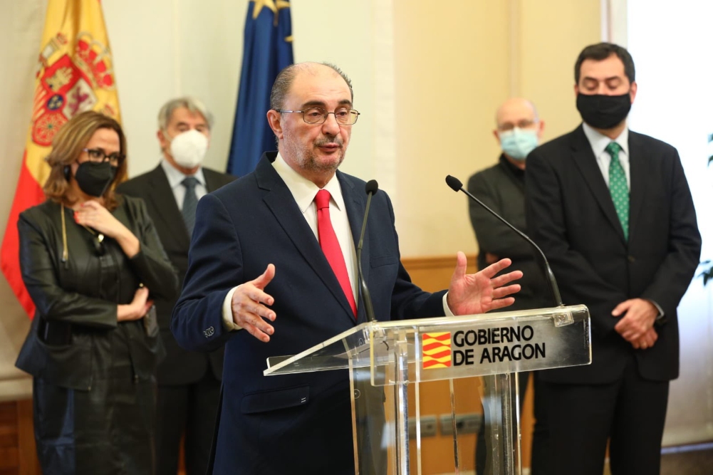 El presidente de Aragón, Javier Lambán, anuncia que sufre un cáncer de colon