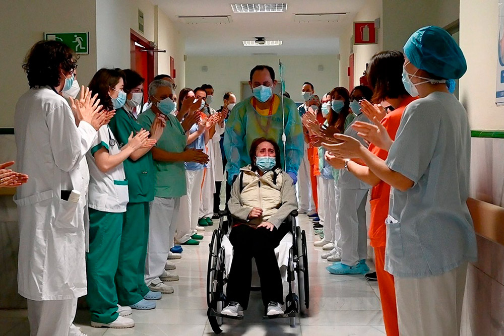 El Gregorio Marañón da el alta a una paciente tras 10 meses ingresada por coronavirus