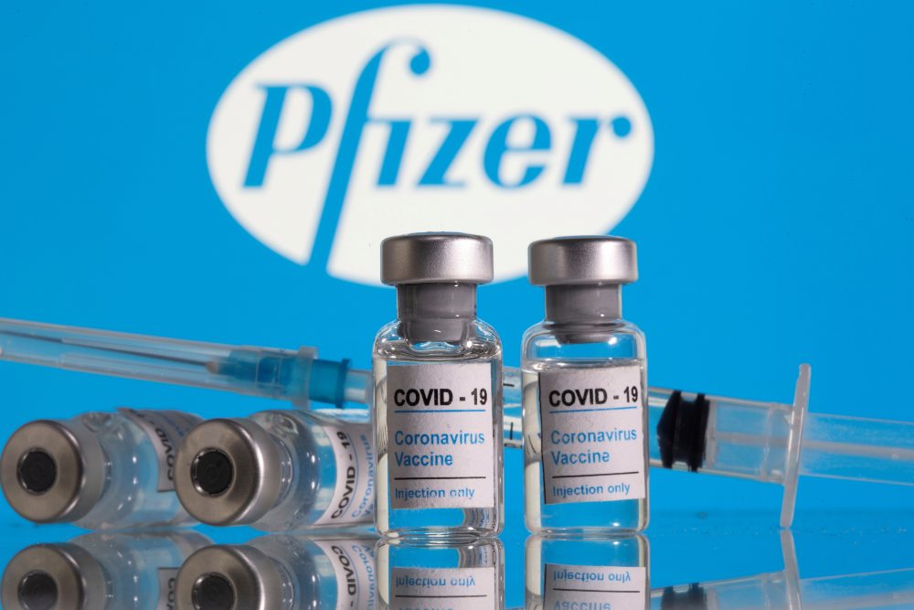 Una sola dosis de la vacuna de Pfizer reduce la tasa de mortalidad en un 72%