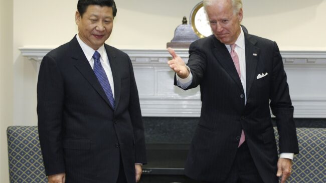 EE.UU. acusa a China de comportamiento "depredador" en el ámbito tecnológico