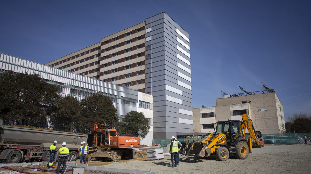 El Hospital Militar de Sevilla reabre para la pandemia tras haber estado 17 años abandonado