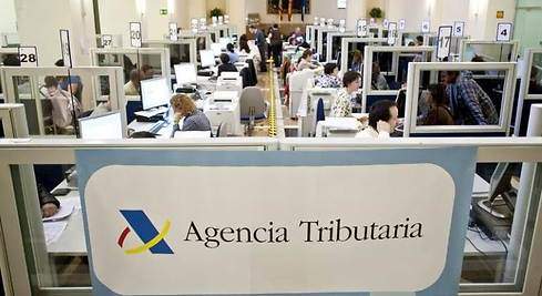 La Agencia Tributaria pone el foco en los contribuyentes que fingen vivir fuera de España