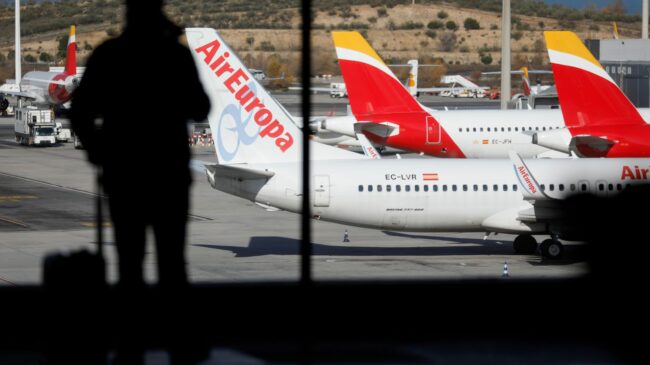 España aumenta las restricciones de los vuelos procedentes de Brasil y Sudáfrica por temor a las nuevas variantes