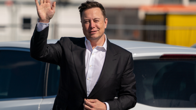 Elon Musk dispara un 15% la criptomoneda dogecoin al anunciar que Tesla operará con ella