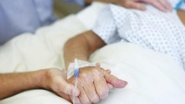 PP y Vox presentan vetos a la ley de eutanasia en el Senado