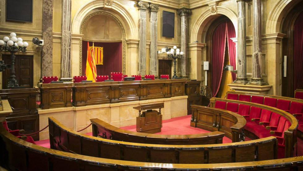 El Parlamento catalán gastaba 1,7 millones de euros anuales para pagar a funcionarios veteranos que no trabajaban