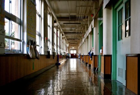 «Enmascarar el fracaso escolar en una promoción automática es autoengañarse»