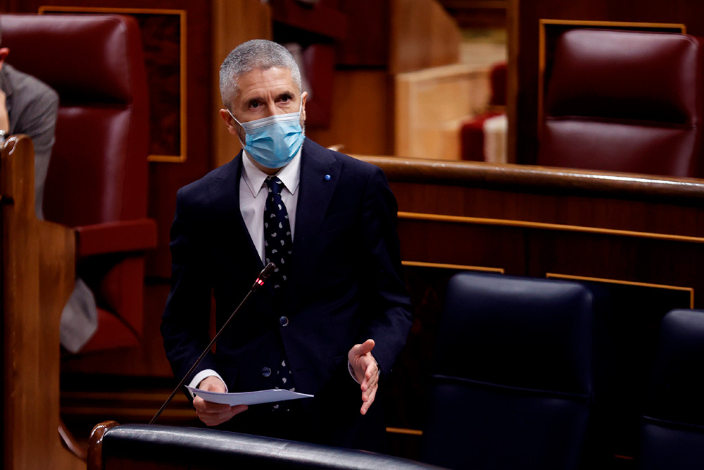 La Justicia investigará si Interior incumplió la normativa cuando concedió la máxima distinción policial a cuatro comisarios jubilados 