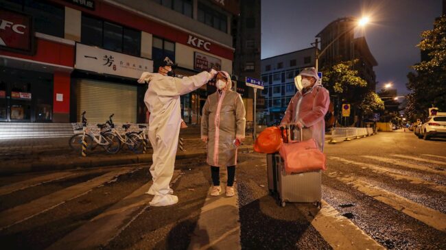China detecta su primer caso de la variante ómicron, un contagio importado del exterior