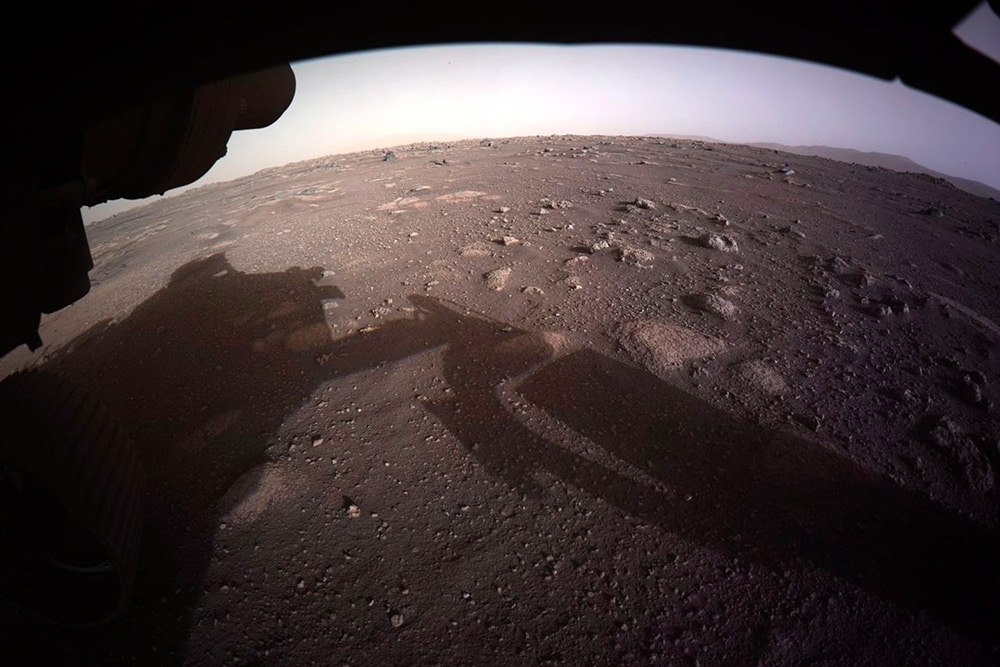 Primeras imágenes a color de Marte tras la llegada del Perseverance 2