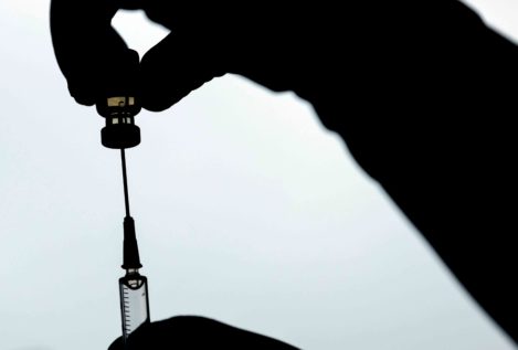 Las infantas admiten que se vacunaron en Emiratos Árabes