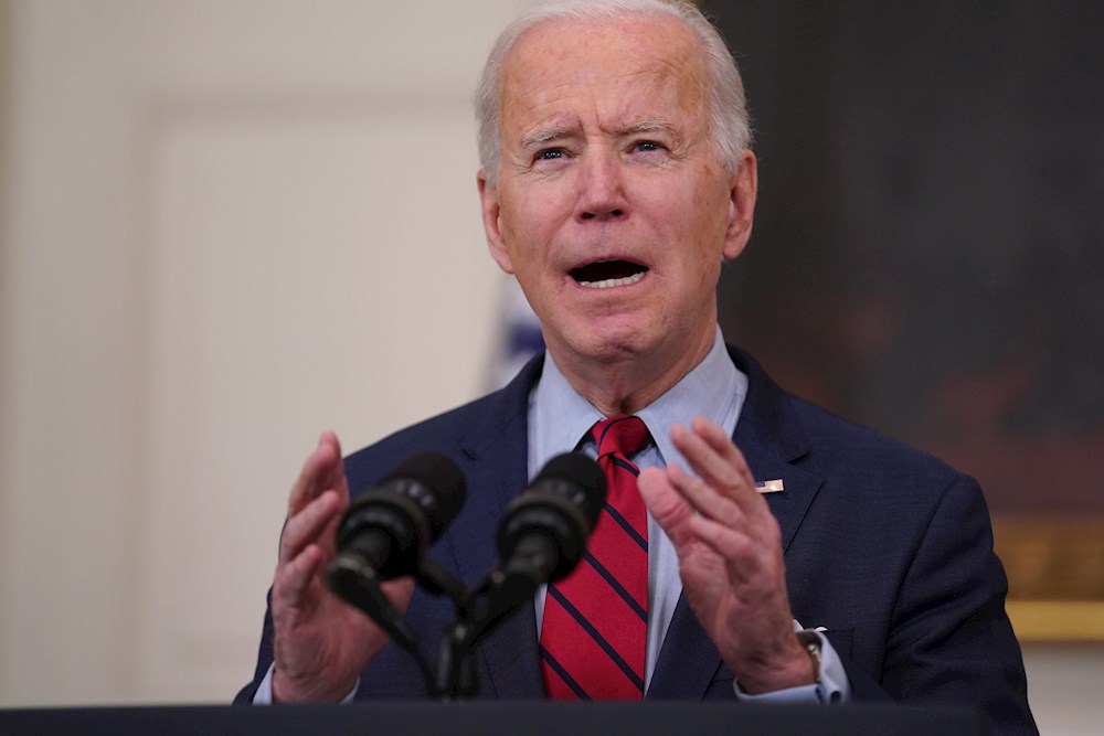 Biden pide prohibir «inmediatamente» las armas de asalto tras al tiroteo de Colorado