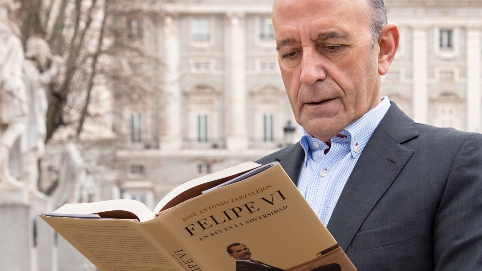 José Antonio Zarzalejos: «Si el desenlace del caso Juan Carlos I se maneja bien, la monarquía parlamentaria tiene futuro»