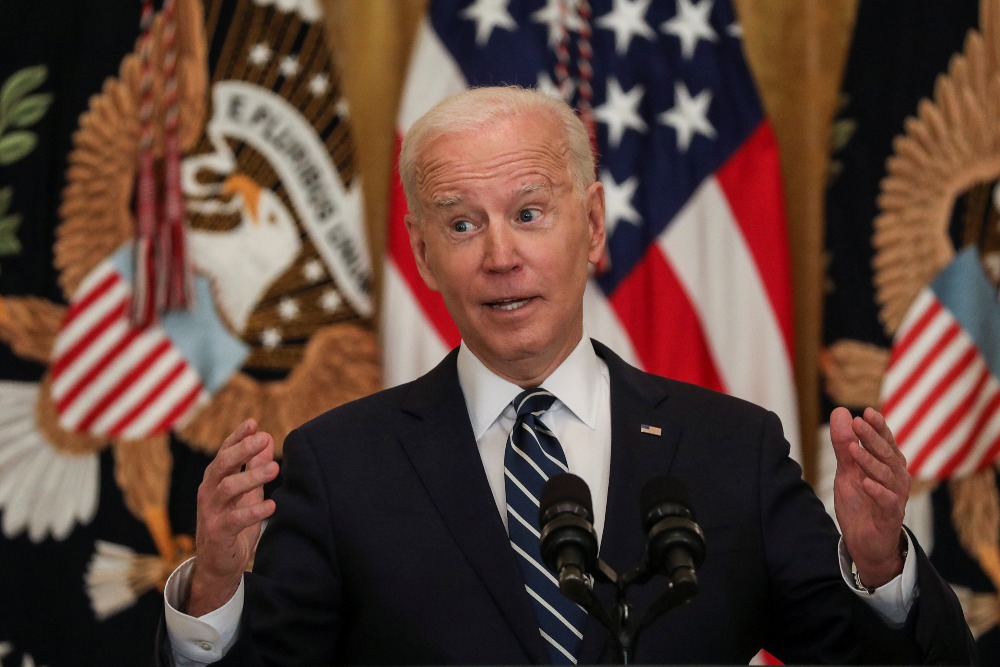 Biden se enfrenta por primera vez a los periodistas: sobre esto le han cuestionado