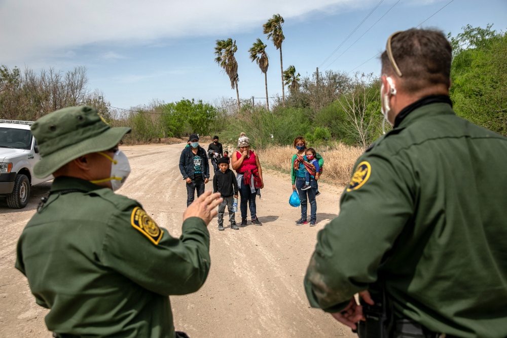 Un niño migrante de 9 años muere en la frontera de EEUU con México