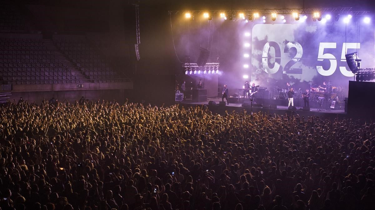 Los expertos cuestionan la seguridad del multitudinario concierto de Love of Lesbian en Barcelona