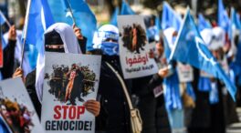 China estaría cometiendo un "genocidio" contra la minoría uigur, según un informe