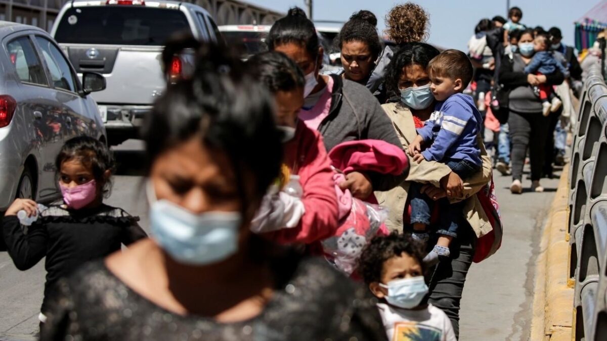 Los republicanos acusan a Biden de «desencadenar la peor crisis en décadas» en la frontera con México