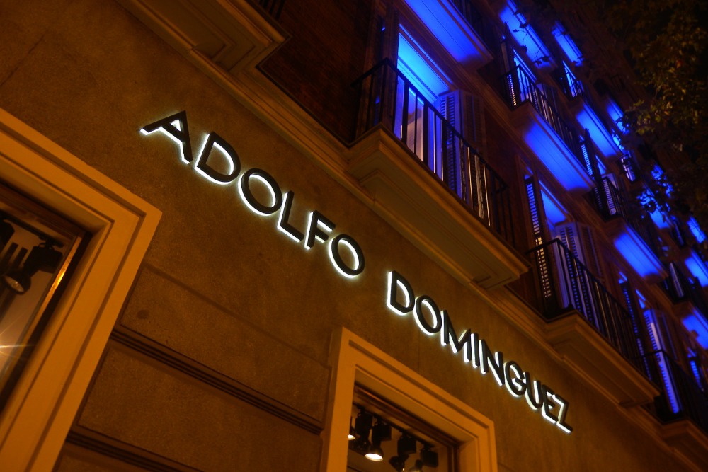 Adolfo Domínguez hace un ERE que afecta a 300 personas tras una década de pérdidas