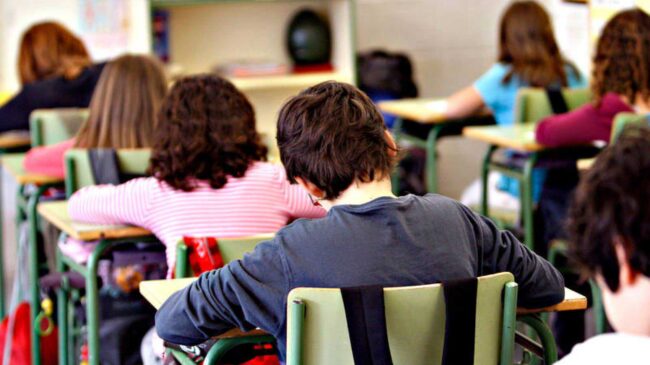 Salud Pública recomienda la cuarentena en colegios cuando haya al menos 5 casos en un aula