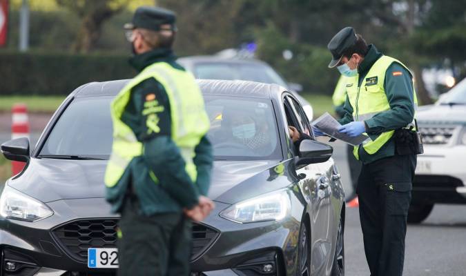 Sanidad propone cerrar perimetralmente todas las comunidades en Semana Santa a pesar de la negativa madrileña