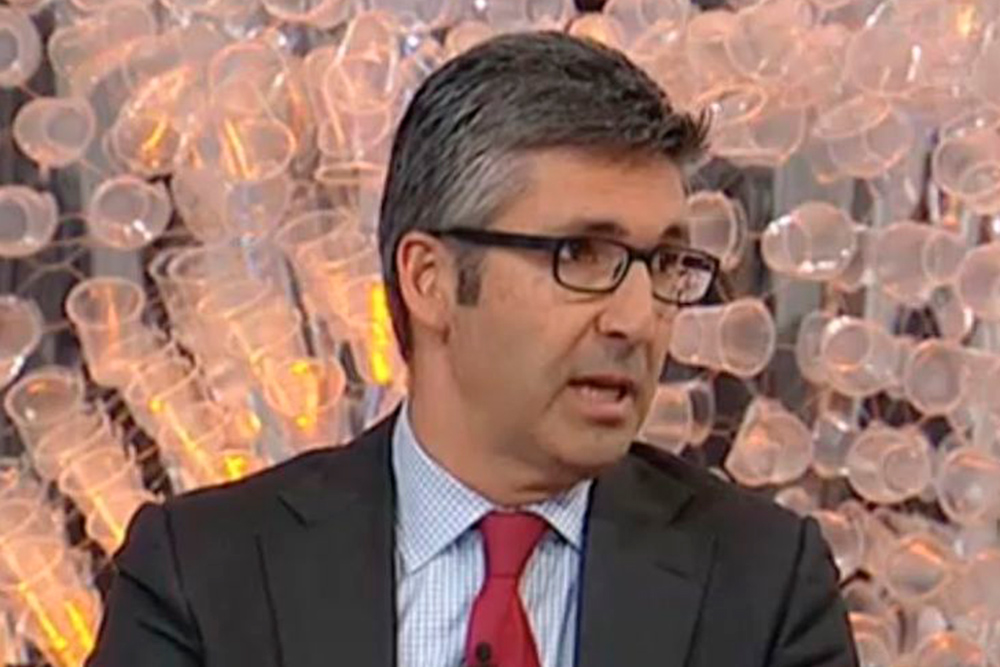 El PP catalán destituye a su vicesecretario de comunicación tras ser denunciado por violencia de género