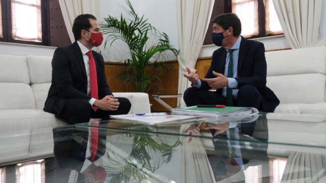 Pasaporte COVID: Madrid y Andalucía piden al Gobierno que lidere el proyecto en Europa