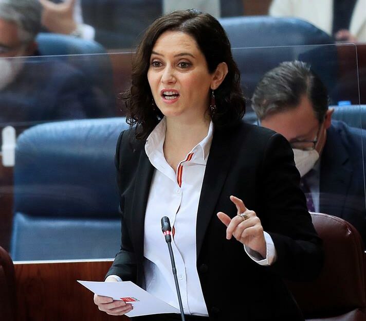 (VÍDEO) El repaso de Ayuso al tipo de feminismo que defiende Unidas Podemos