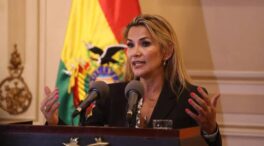 La expresidenta de Bolivia y sus exministros son enviados a la cárcel en medio de un clima de protestas