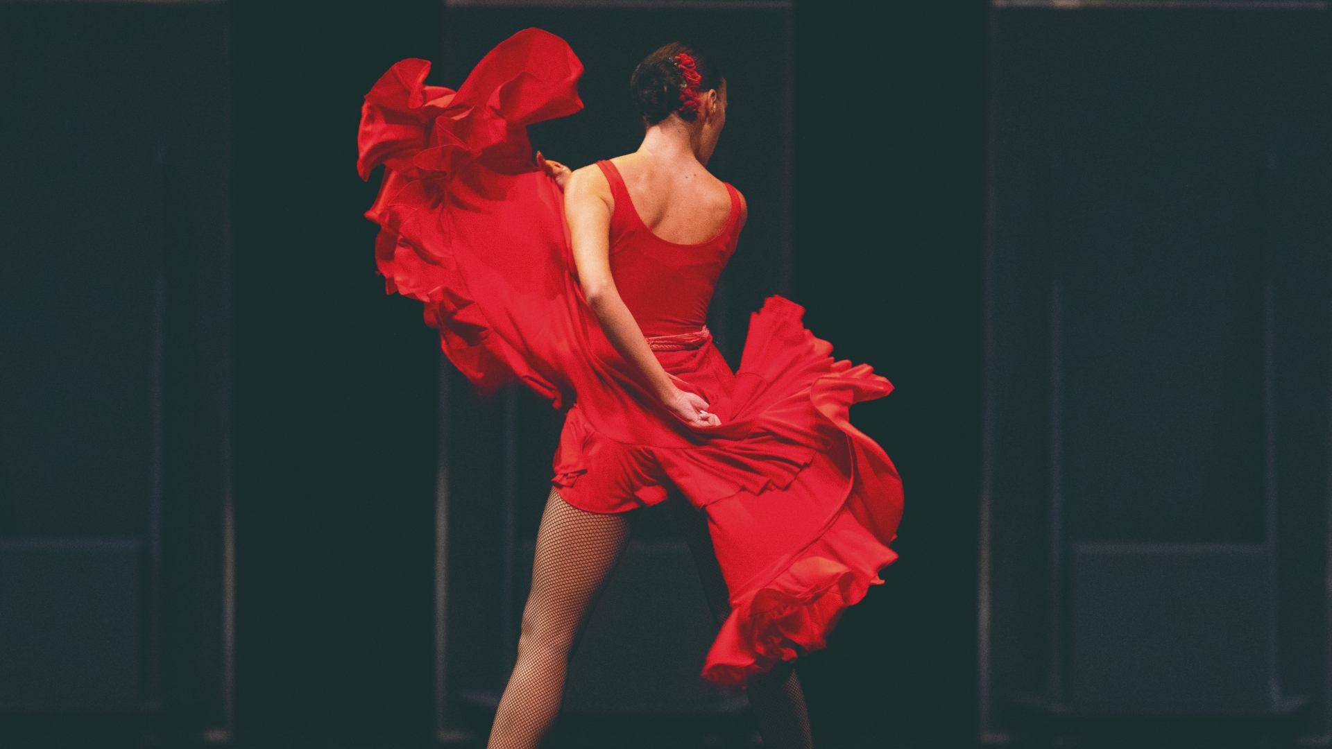 La 'Carmen' de Antonio Gades, una leyenda del flamenco y el cine español que regresa a los teatros