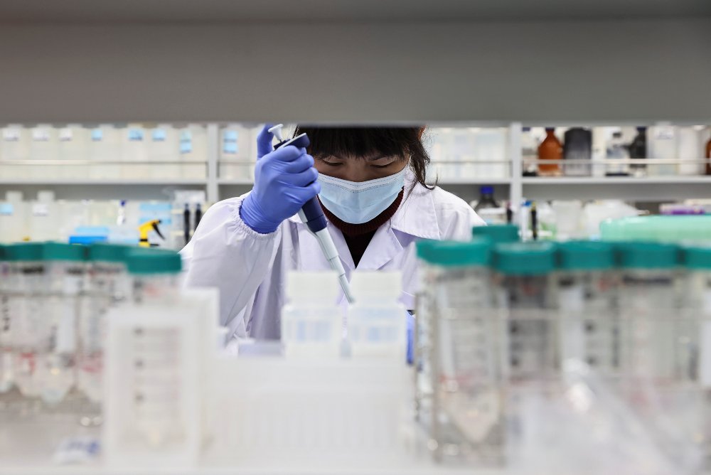 La OMS determina que es «extremadamente improbable» que el coronavirus se deba a un accidente en un laboratorio