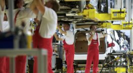 El salario medio sufre su mayor caída en 50 años, hasta los 1.641 euros al mes