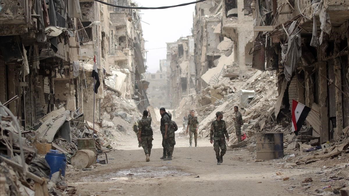 Siria cumple una década de conflicto con 400.000 muertos y un frente abierto