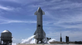 (VÍDEO) El Starship de SpaceX aterriza con éxito, pero vuelve a estallar