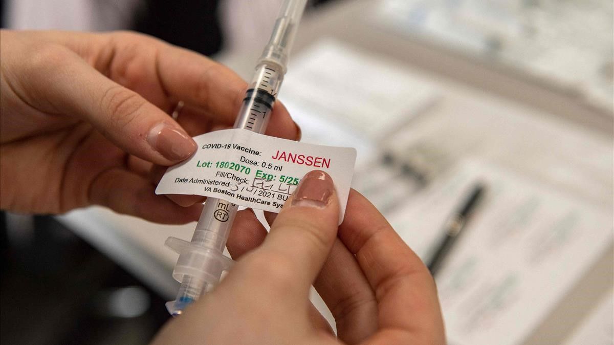Alemania pondrá la vacuna de Janssen a menores de 60 que den su consentimiento