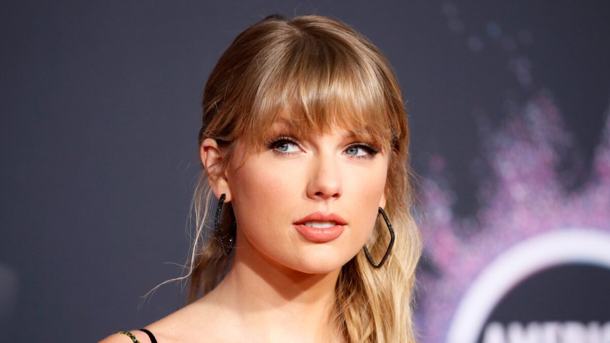 Lo que la reedición de los álbumes de Taylor Swift nos dice sobre ella (y sus fans)