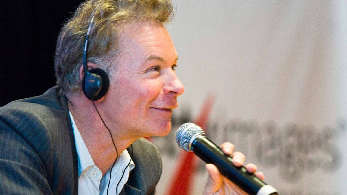 Julien Temple: «No hay nada mejor que ir a un concierto»