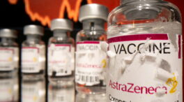 La vacuna de AstraZeneca se suspende en España para los menores de 60 años
