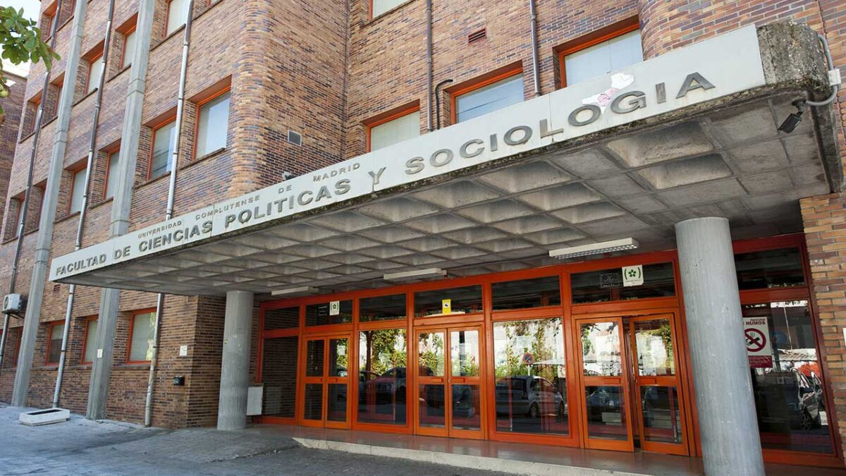 Docentes universitarios critican la falta de libertad de expresión en la facultad de la decana de Podemos