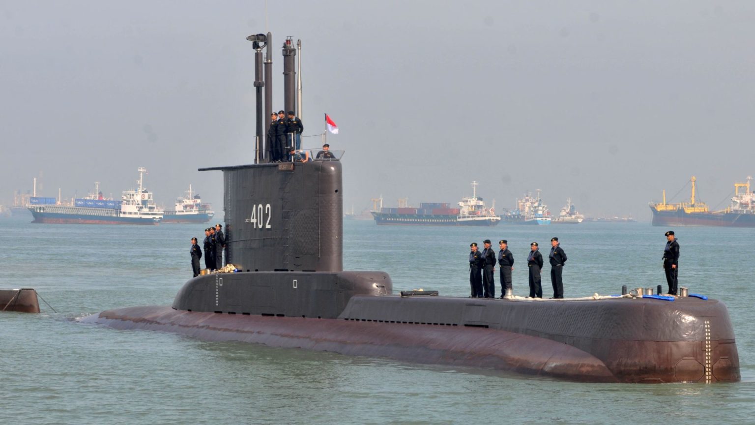 El submarino desaparecido en Indonesia con 53 personas tiene 72 horas de capacidad de oxígeno