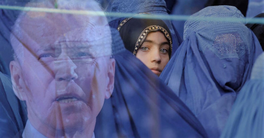 Varios senadores estadounidenses acusan a Biden de abandonar a las mujeres afganas