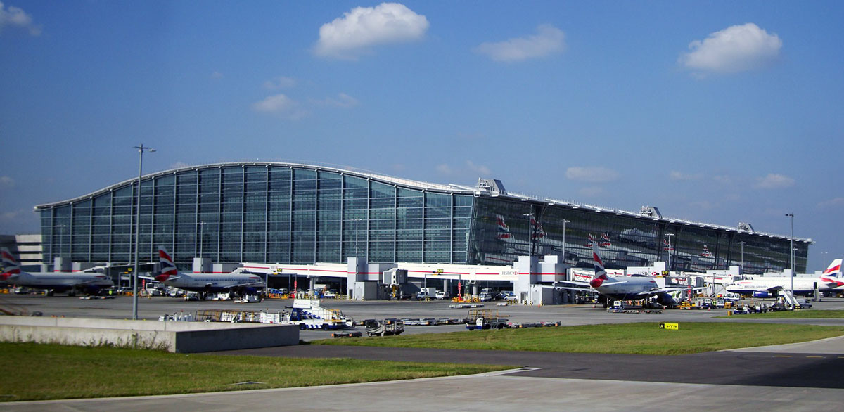 El principal aeropuerto de Reino Unido cifra sus pérdidas en 2.400 millones de euros por la pandemia