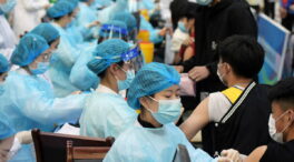 China sobrepasa la cifra de 200 millones de vacunados contra el COVID