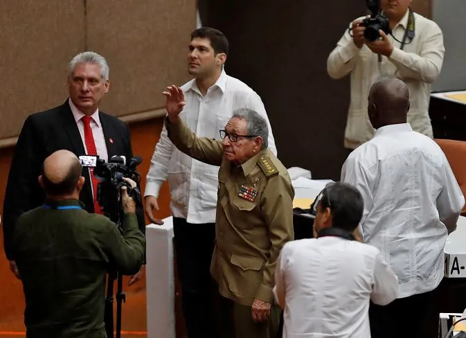 Raúl Castro anuncia que deja la dirección del Partido Comunista cubano, ¿cambiará algo en Cuba?