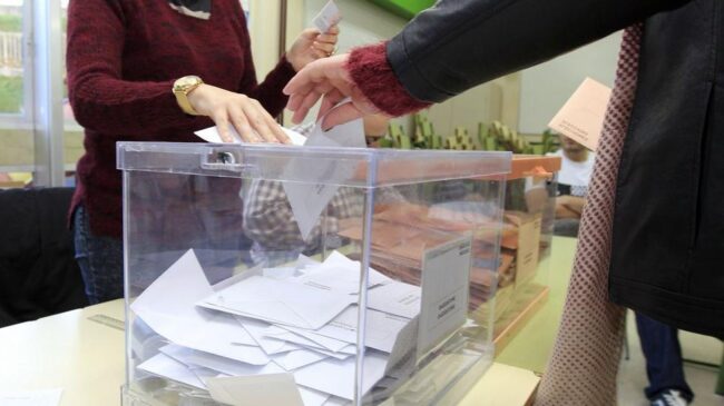 Vox urge a declarar festivo el 4 de mayo para garantizar el derecho de voto de todos los madrileños