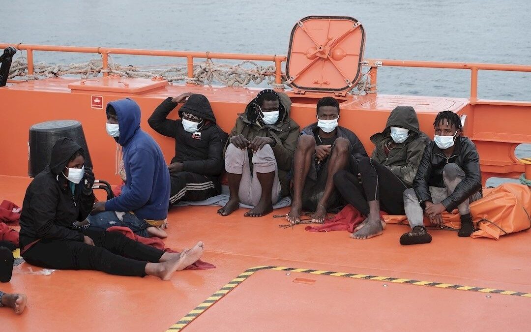 Llegan 48 inmigrantes a Fuerteventura en una embarcación